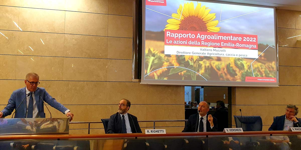 Emilia-Romagna, nel 2022 agroalimentare positivo. Frutta a +26%